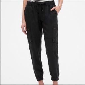 Black Banana Republic Cargo Joggers-XL